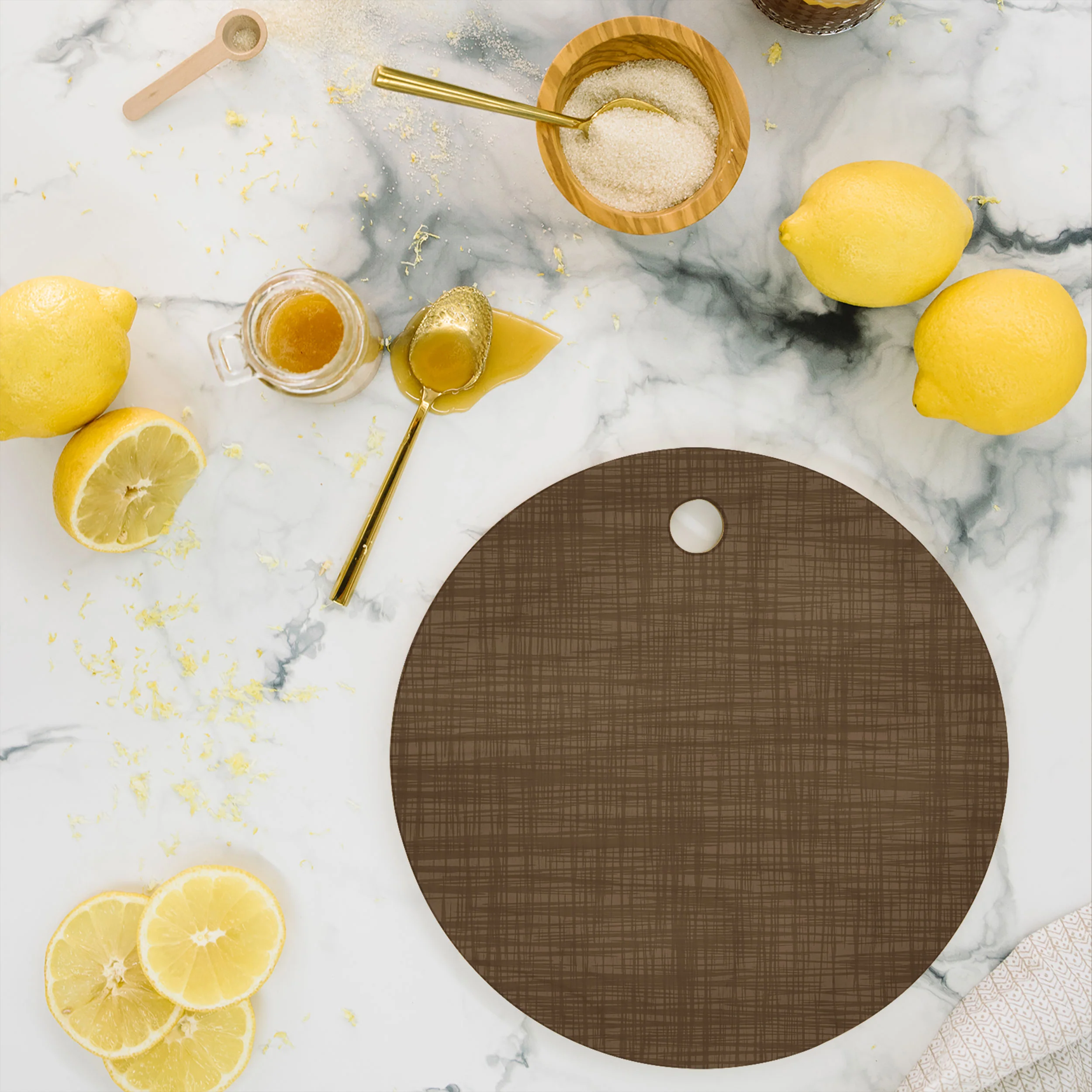 Avenie Cozy Linen Effect In Coffee Cutting Board Round - Image 2
