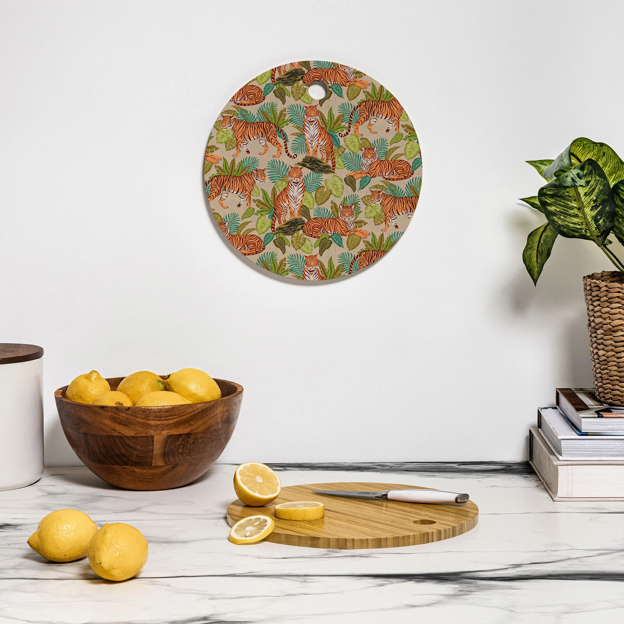Avenie Jungle Tigers In Sand Cutting Board Round - Image 3