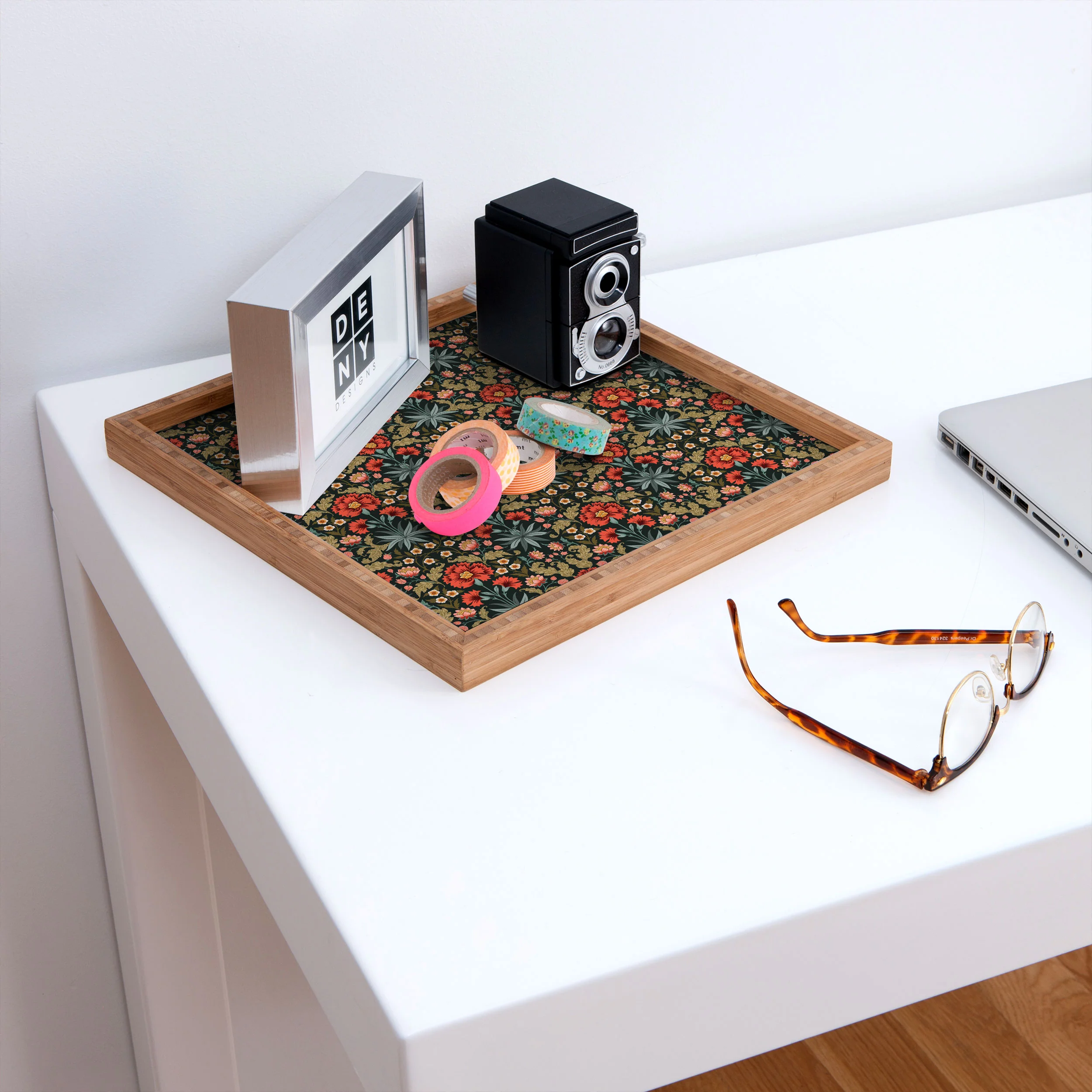 Avenie Morris Inspired Carnation Square Tray - Image 2