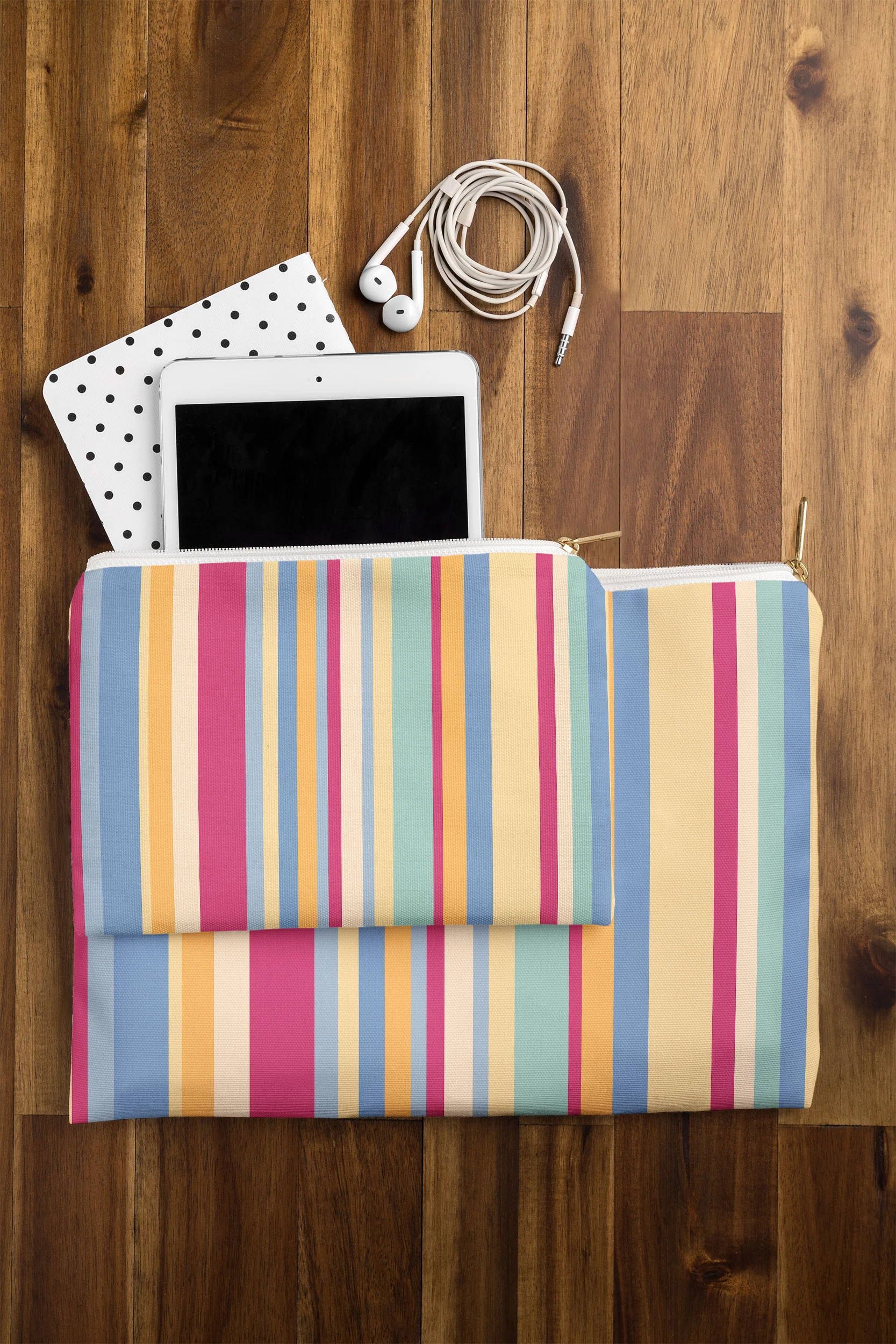 Colour Poems Classic Retro Stripes I Pouch - Image 2