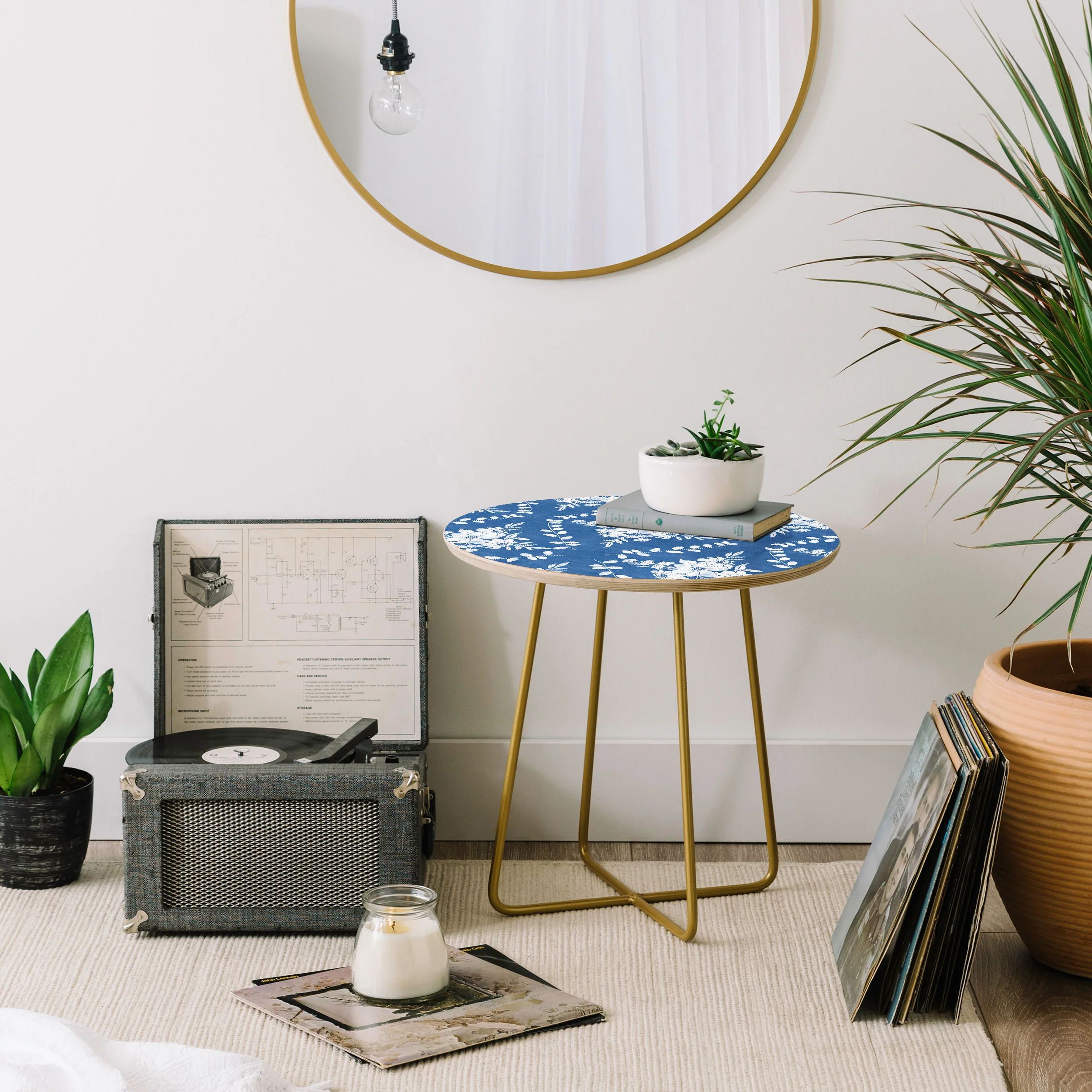 Marta Barragan Camarasa Chic Garden Whisper Round Side Table - Image 7