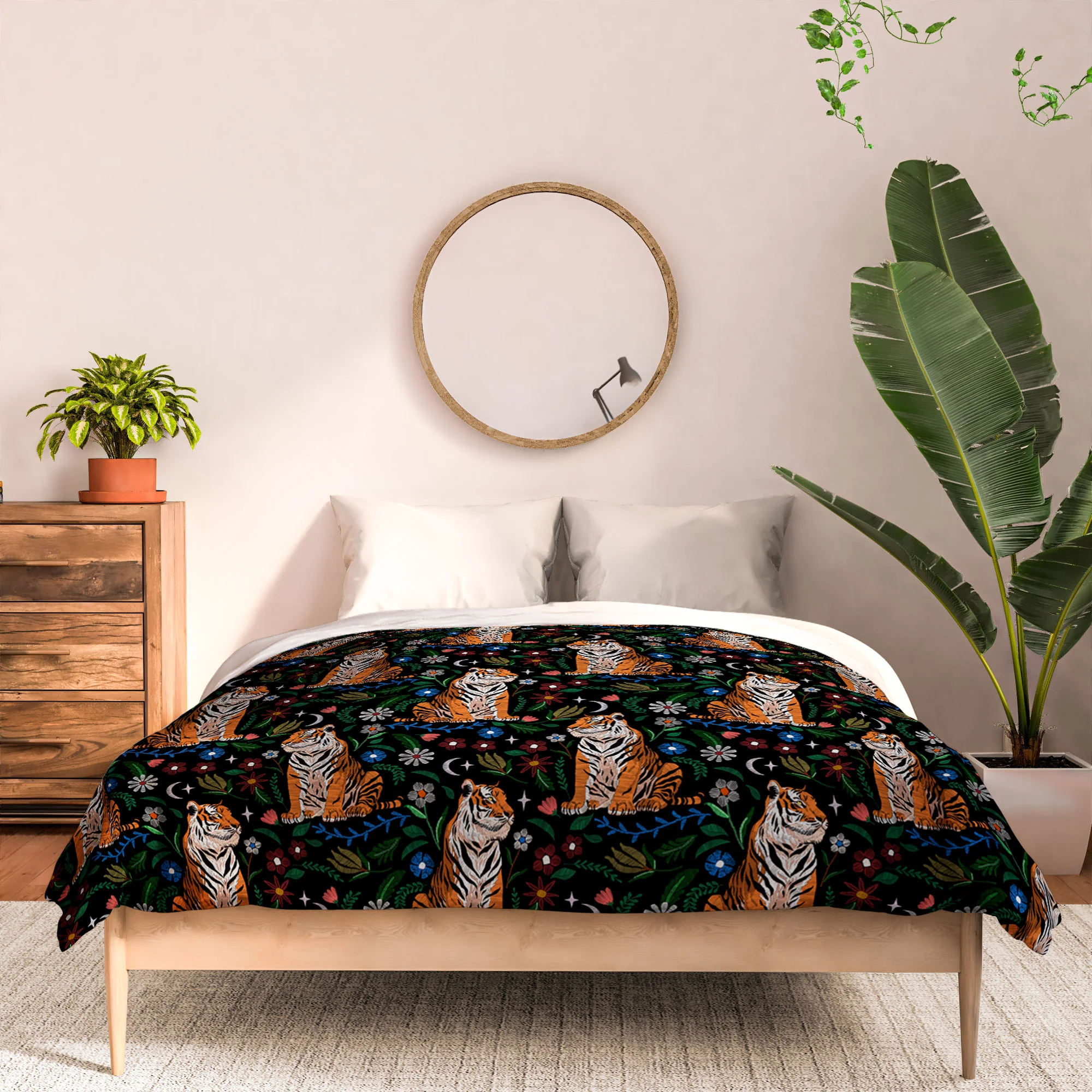 Marta Barragan Camarasa Tiger Blooming Night Comforter - Image 3