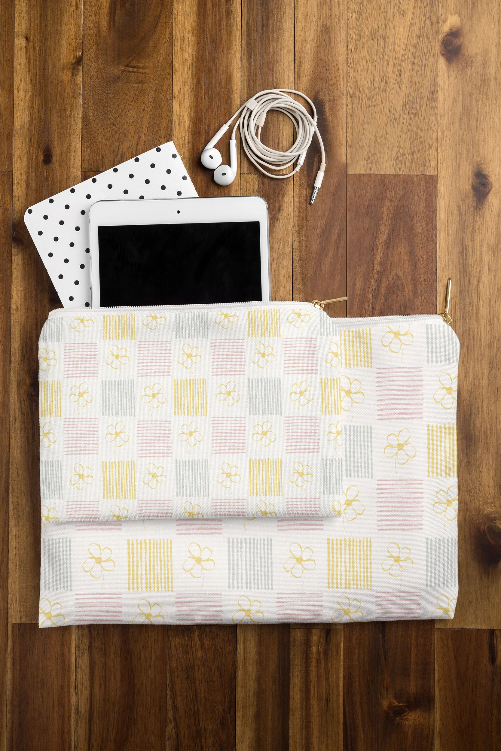 Menina Lisboa Spring Grandmillennial Pouch - Image 2
